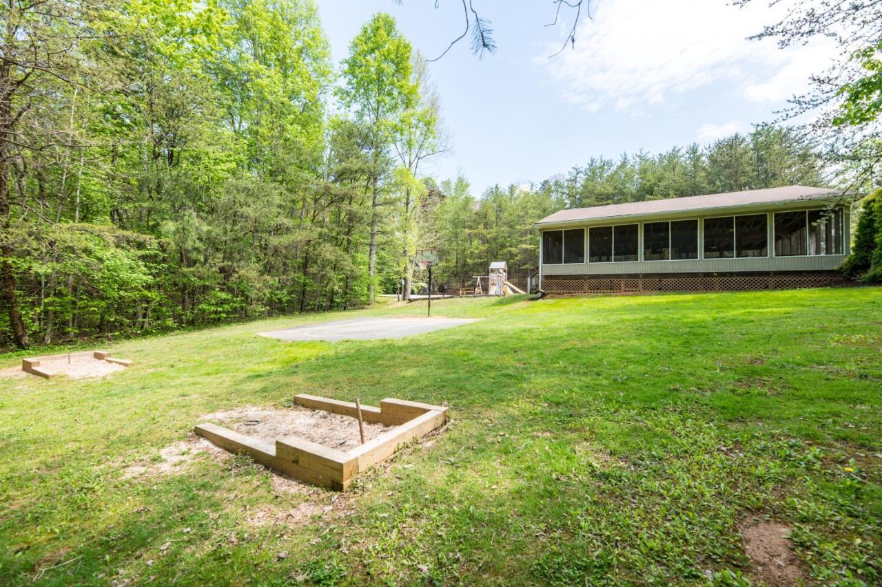 Villa Smoke Of The Mountains Gatlinburg Exterior foto